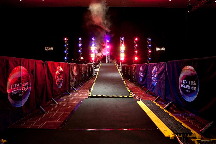 upload in progress, 0